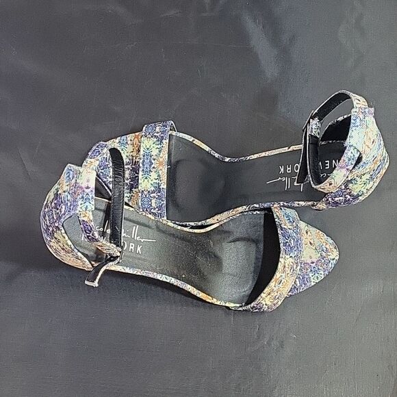 BRAND NEW NICOLE MILLER ADJUSTABLE BUCKLE ANKLE STRAP POINTED TOE  SANDAL - Picture 6 of 14